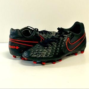 NIKE TIEMPO LEGEND Elite Club FG Size 5.5  Soccer Cleats Black/Red AT6107
